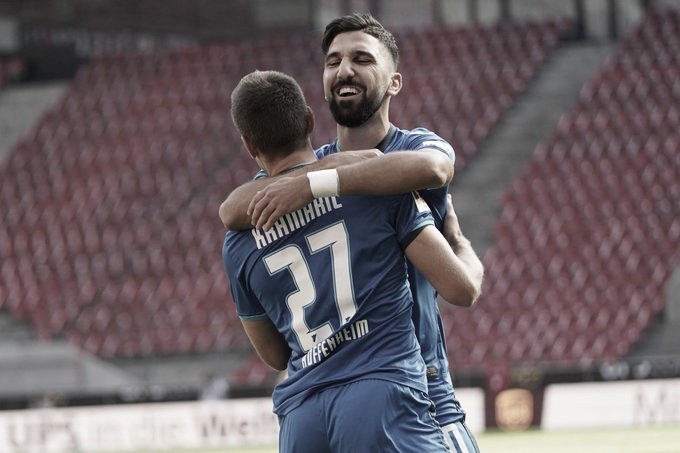 Com hat-trick de Kramaric, Hoffenheim vence Colônia fora de casa Com hat-trick de Kramaric, Hoffenheim vence Colônia fora de casa
