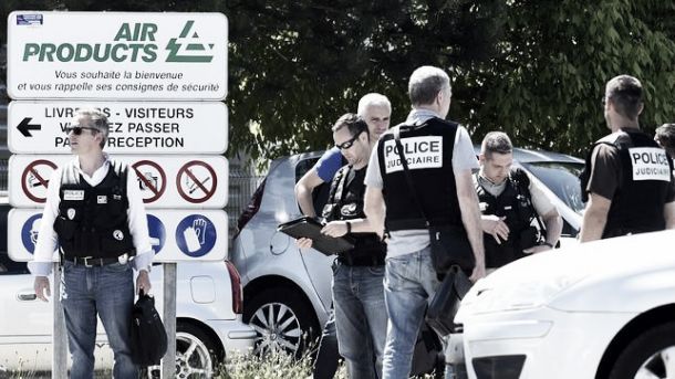 Un muerto y varios heridos en un atentado en Francia