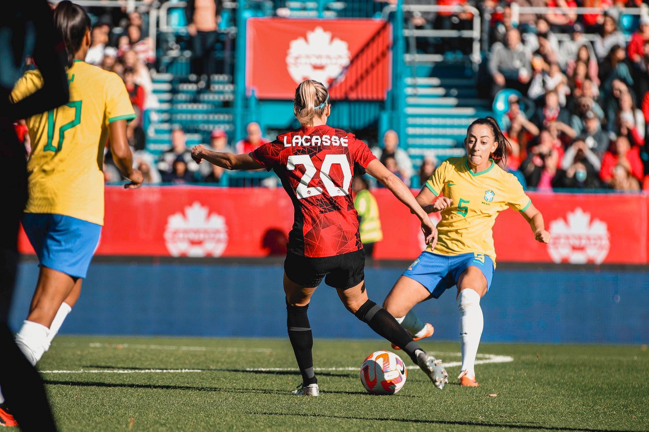 Debinha late goal seals win for Brazil over Canada