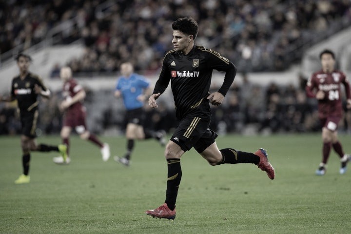 Bob Bradley praises Adrien Perez and compares the LAFC forward to Firmino