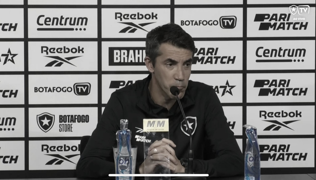 Bruno Lage coloca o cargo à disposição no Botafogo: "Sinto que não sou suficiente"