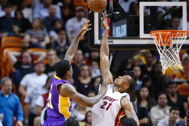 Los Angeles Lakers Lose Another Close One On The Road, Drop To Heat, 100-94