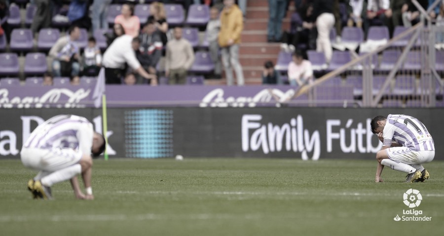 El análisis: El Real Valladolid
cosecha un empate ante el Getafe que sabe a derrota El análisis: El Real Valladolid
cosecha un empate ante el Getafe que sabe a derrota