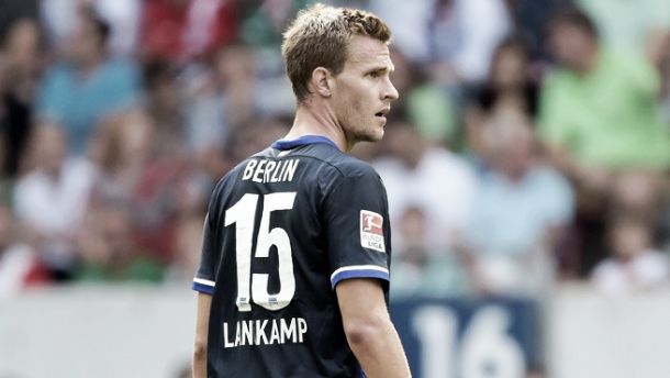 Sebastian Langkamp extends his stay in the capital until 2019