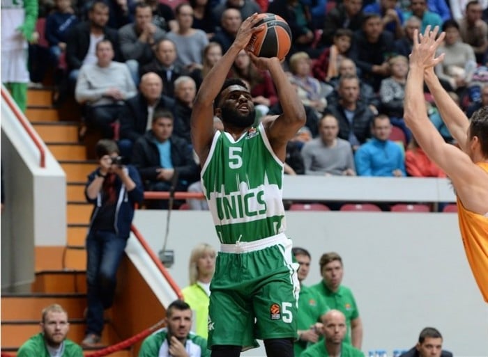 Eurolega - Langford-Parakhouski, che impresa dell'Unics Kazan: Fenerbahce K.O. in casa