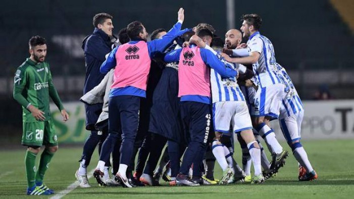 Serie B, il Pescara espugna il "Partenio": 1-3 con l'Avellino