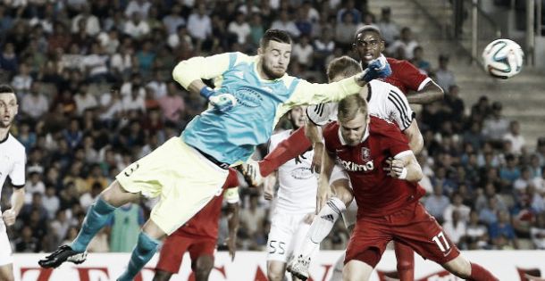 Qarabag e Twente ficam no empate sem gols no Azerbaijão