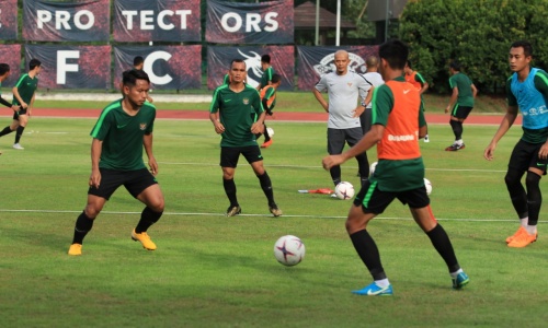 Pemain Indonesia Adaptasi di Latihan Perdana