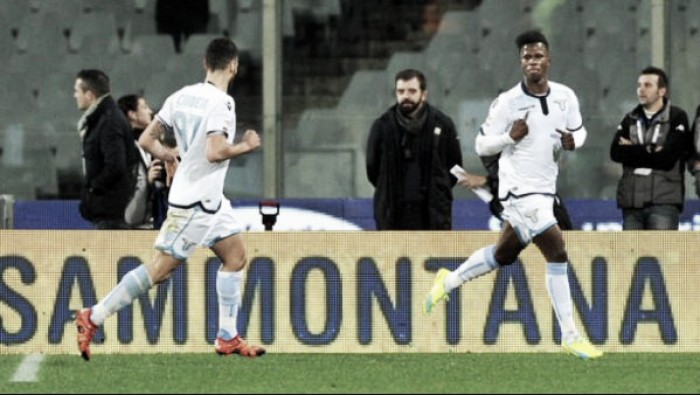 Crollo interno della Fiorentina: la Lazio fa un regalo all'Inter (1-3)