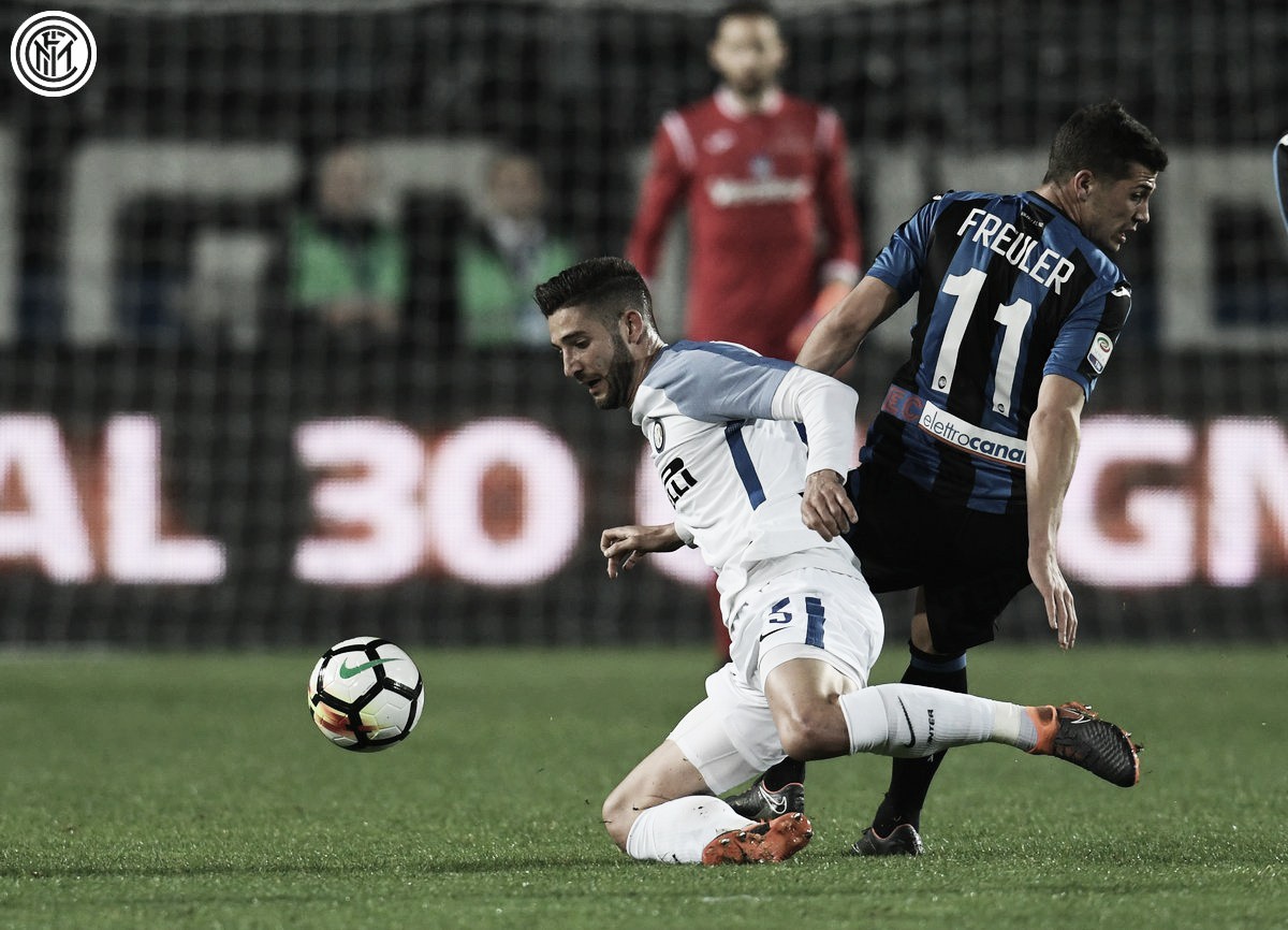 Inter deja dos puntos en Bérgamo
