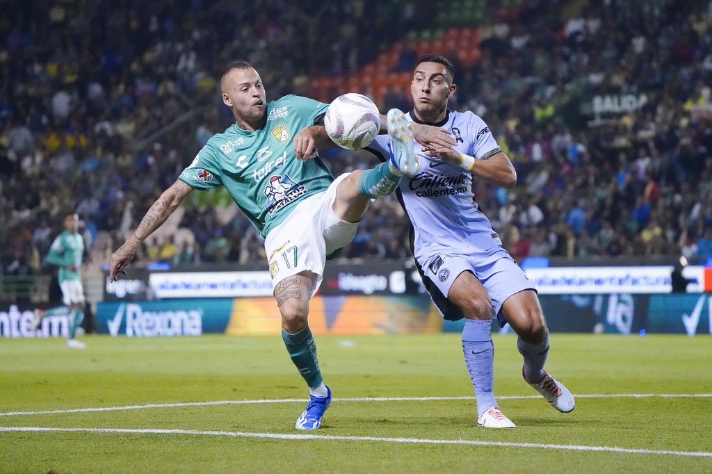Vibrante empate 2-2 entre León y América en la Ida de los Cuartos de Final de la Liga MX