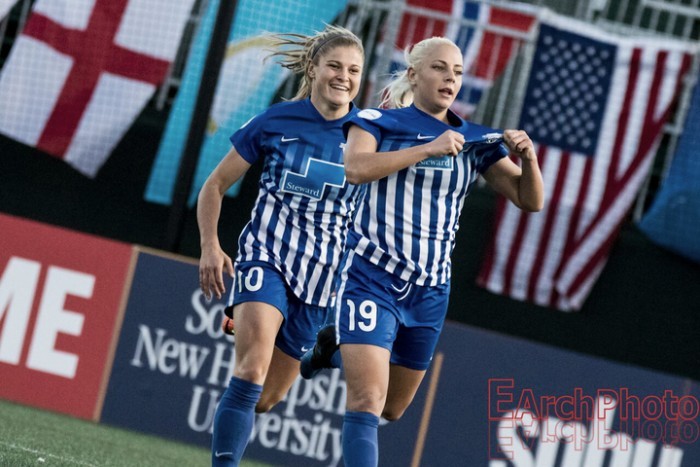 Boston Breakers' Adriana Leon named Player of the Week