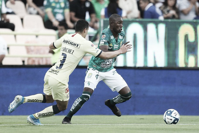 Polémica arbitral invade empate entre León y América Polémica arbitral invade empate entre León y América