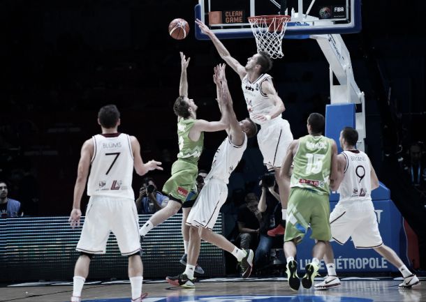 Eurobasket 2015, Lettonia batte Slovenia e vola ai quarti