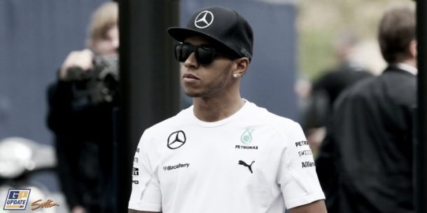 Lewis Hamilton: "Todos estamos trabajando duro para entender el coche"