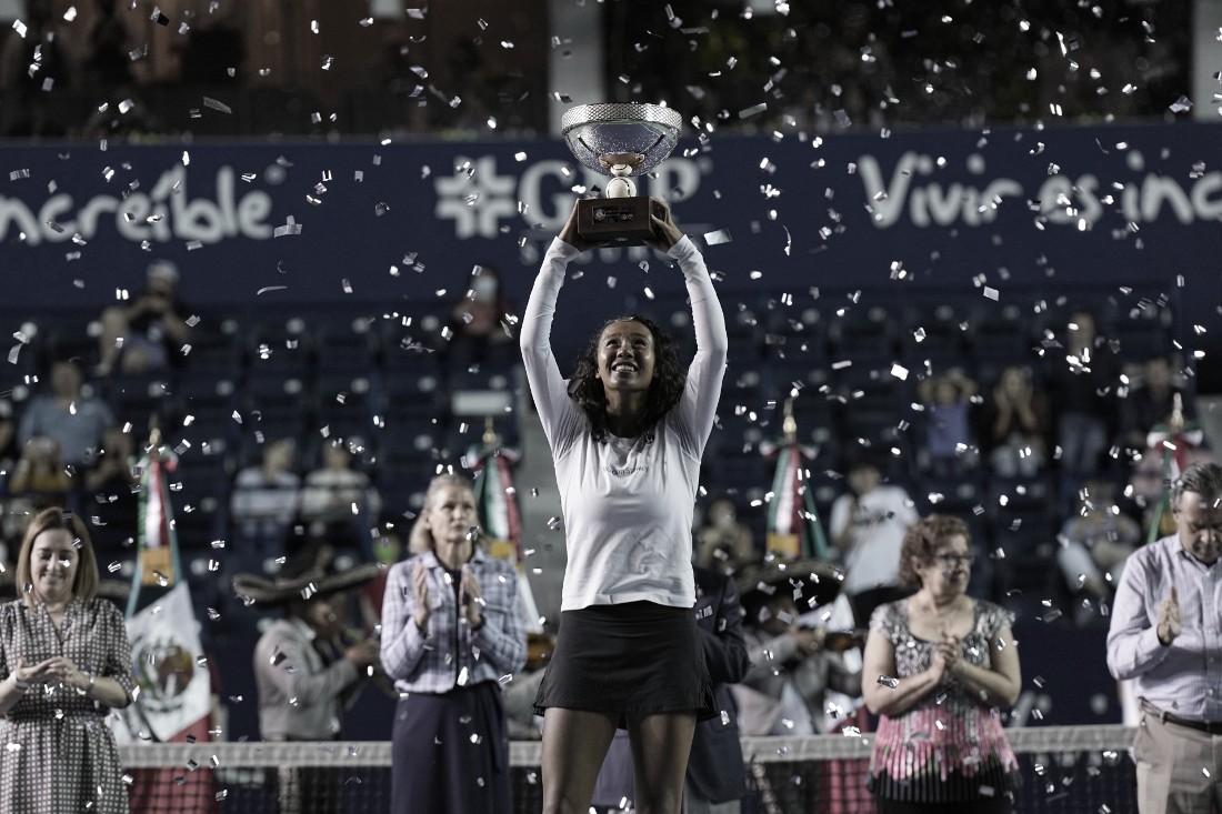 Leylah Fernández es campeona en Monterrey tras vencer en juego épico 