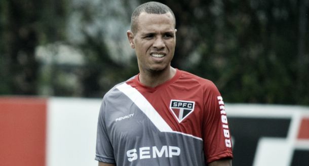 Recuperado de lesão, Luis Fabiano treina, mas não enfrentará o Bahia