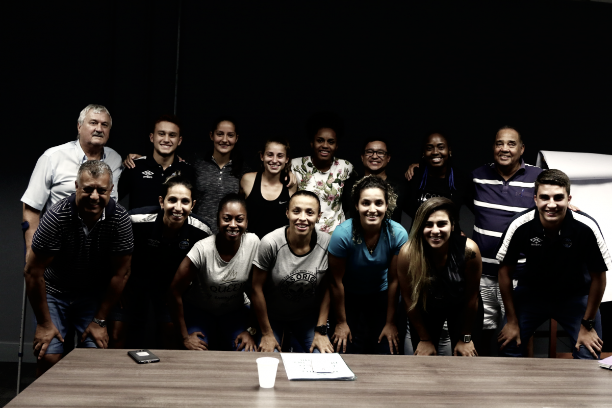 Futebol Feminino do Grêmio inicia preparação para a temporada Futebol Feminino do Grêmio inicia preparação para a temporada