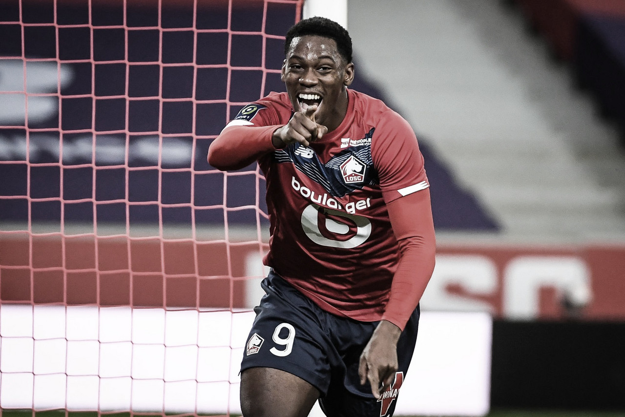 Com gol nos acréscimos, Lille vence Reims de virada e encosta no líder PSG