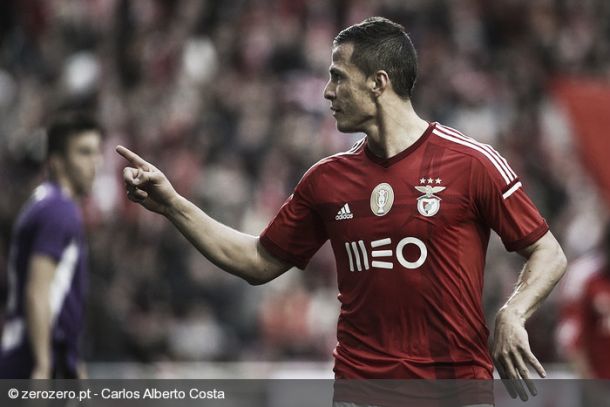 Benfica no da opción a Vitória de Setúbal