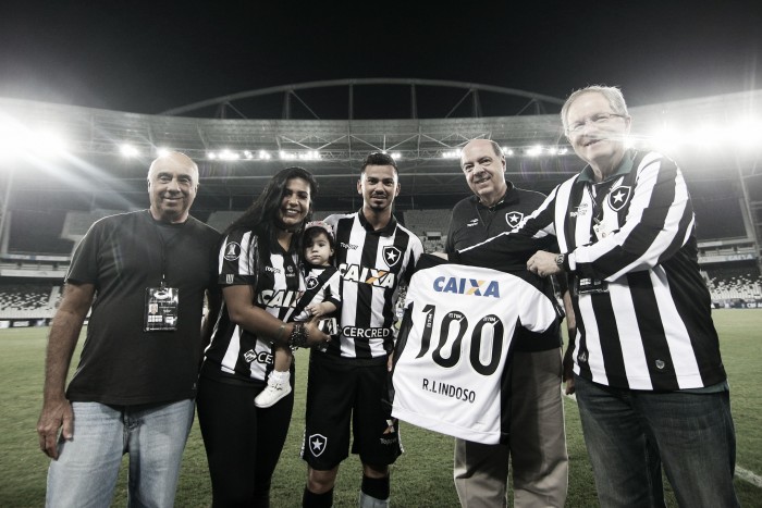 Rodrigo Lindoso celebra gol em sua 100ª partida pelo Botafogo: "Dia especial"