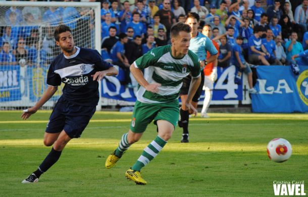 Resultado Marino de Luanco - Real Oviedo en la Segunda B 2014 (0-3)