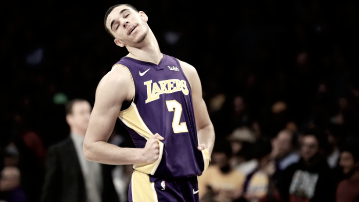 Los Lakers afrontarán "El Clásico" de la NBA sin su talismán Ball