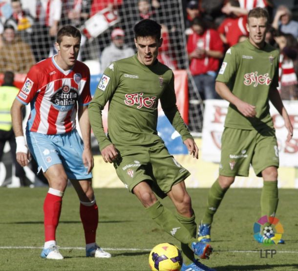 El Sporting saca la cabeza en Lugo