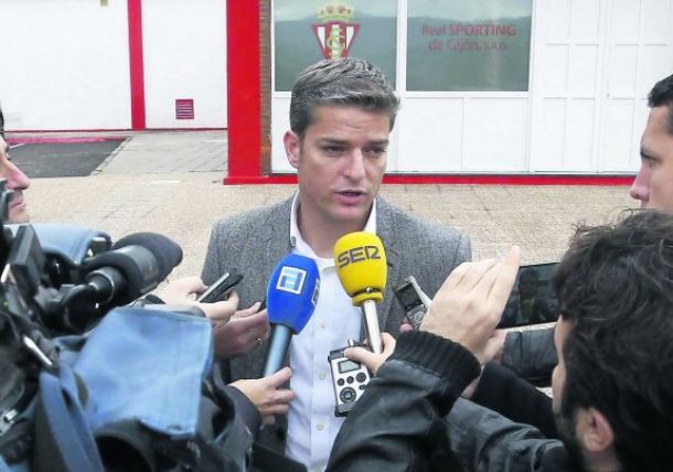 Los futbolistas del Sporting sopesan presentar una denuncia conjunta por impago