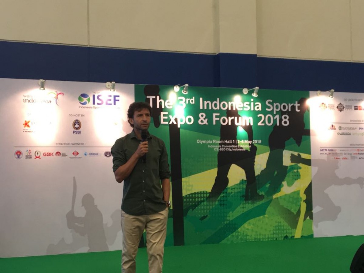 Luis Milla Bagi Ilmu Kepelatihan di Football Expo PSSI