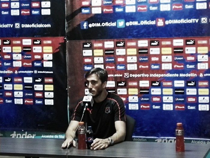 Luis Zubeldía: "El equipo empujó todo el partido, corrió riesgos y obtuvo recompensa"