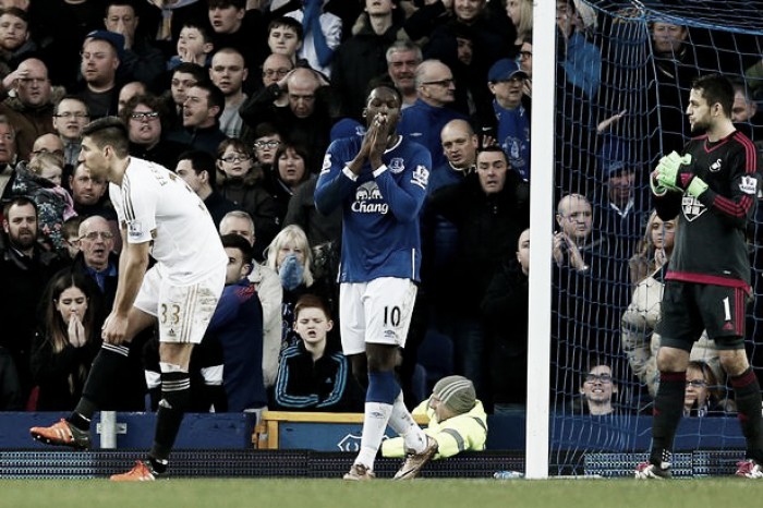 Everton 1-2 Swansea City: Defensive woes continue as Toffees slump to another home defeat