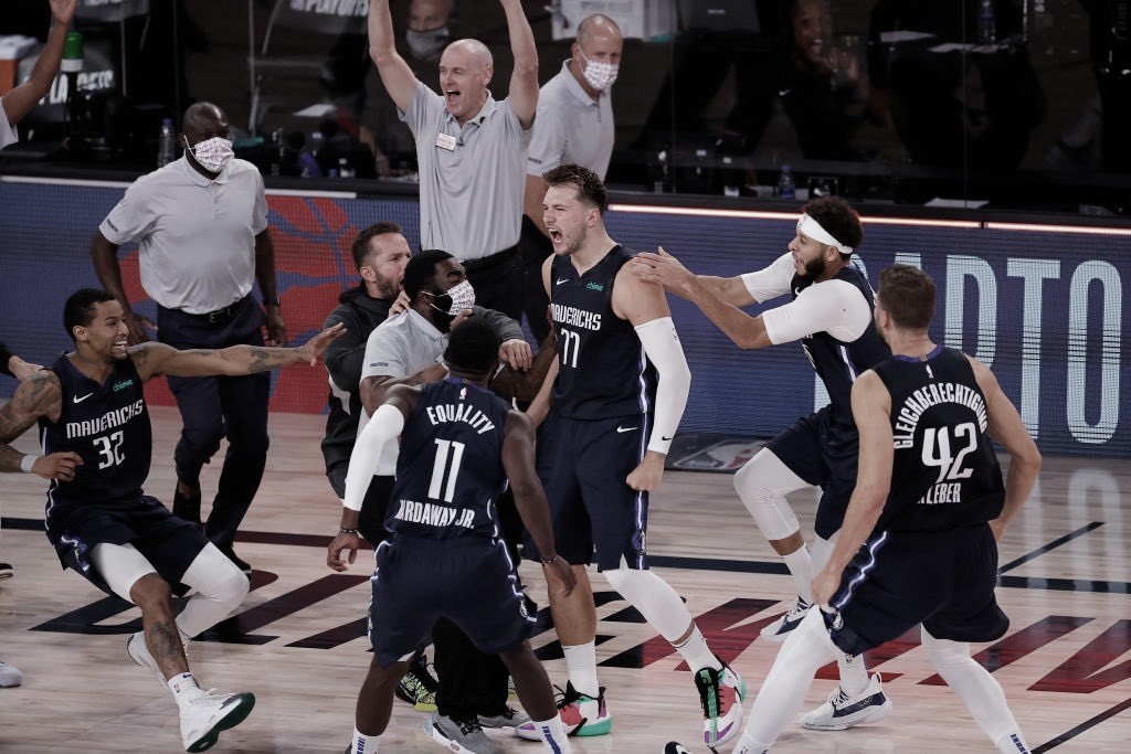 Crónica NBA: memorable exhibición de Luka Doncic para igualar la serie