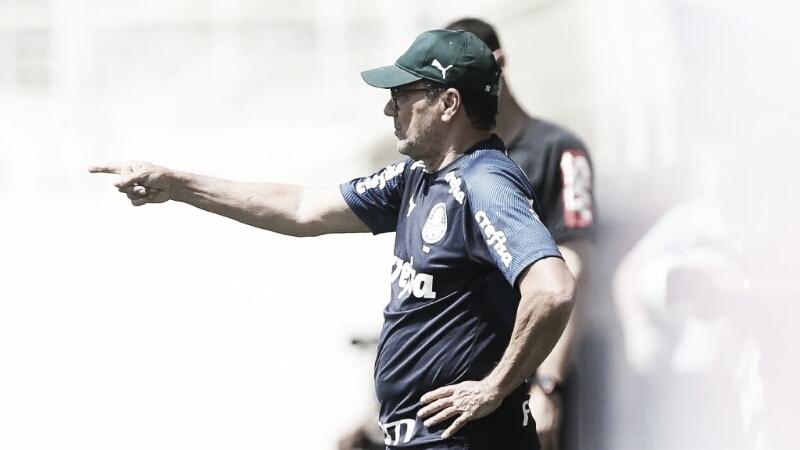 Luxemburgo elogia Palmeiras após virada sobre Bragantino: “Merecemos vencer” Luxemburgo elogia Palmeiras após virada sobre Bragantino: “Merecemos vencer”