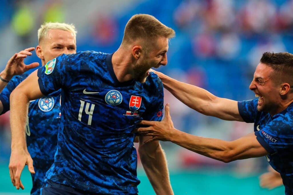 Gol y resumen del Luxemburgo 0-1 Eslovaquia en Eliminatorias Eurocopa 2023