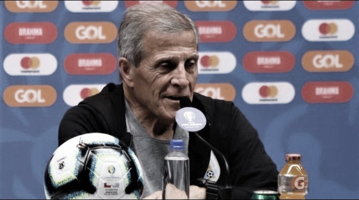 Óscar Tabárez: “No enfrentaremos a Chile con la mochila del
empate ante Japón” Óscar Tabárez: “No enfrentaremos a Chile con la mochila del
empate ante Japón”