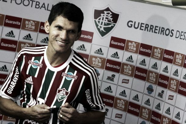 Já regularizado, Magno Alves depende de Drubscky para reestrear pelo Fluminense