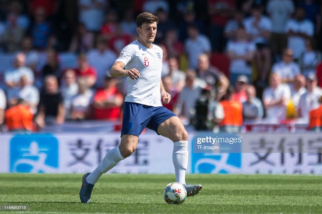 Report: Man United "miles away" from completing Harry Maguire signing