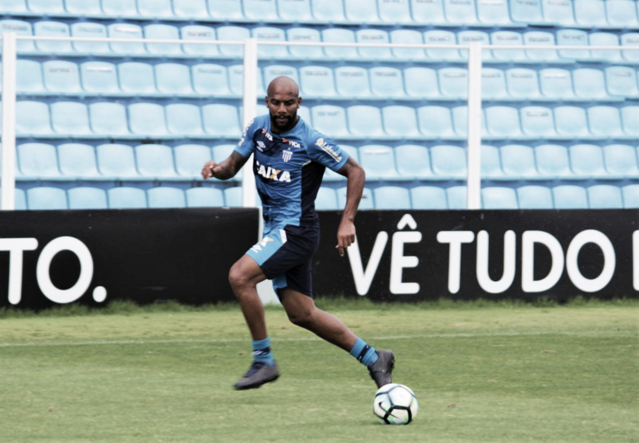 Criciúma repatria lateral Maicon, ex-Seleção Brasileira Criciúma repatria lateral Maicon, ex-Seleção Brasileira