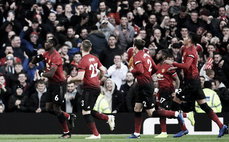 Triunfo del Manchester United y alivio para Mourinho