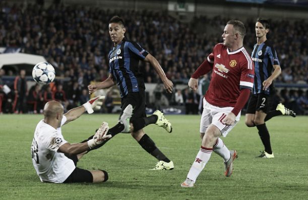 Rooney anota hat-trick e garante United na fase de grupos da UCL com goleada sobre Brugge