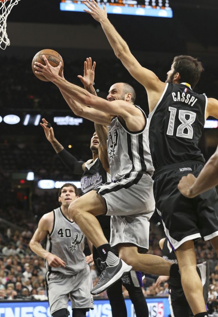 NBA, Atlanta sorprende i Clippers. Vittorie interne per Chicago e San Antonio