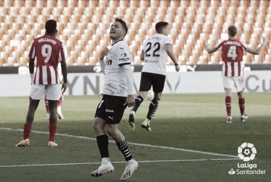 Manu Vallejo rasca un nuevo empate en Mestalla