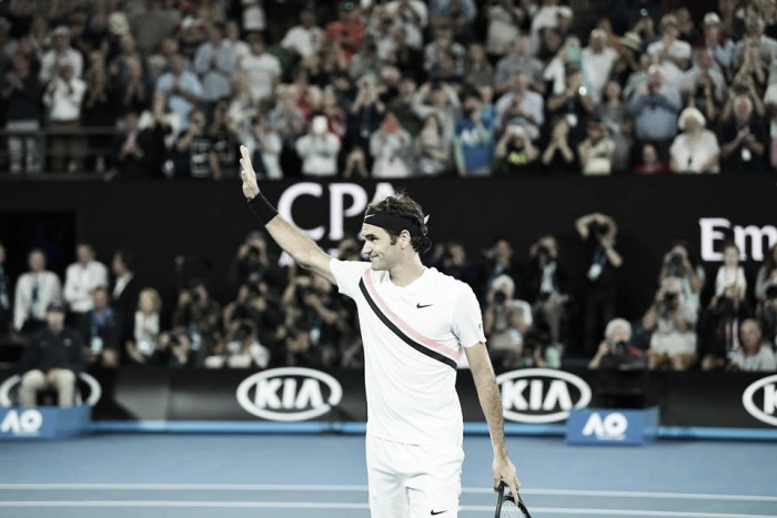 Após desistência de Chung, Federer avança e está na final do Australian Open