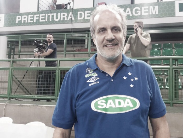Marcelo Mendez comemora vitória sobre Minas e almeja 'melhorar jogo' do Cruzeiro