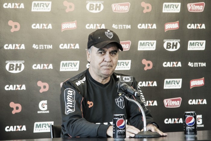 Marcelo Oliveira lamenta ineficiência do ataque e explica ausência de Robinho contra Sport