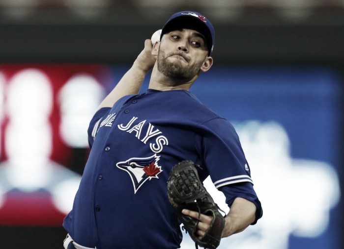 Estrada throws eight efficient innings, Donaldson homers twice in Blue Jays’ dominant win over Twins