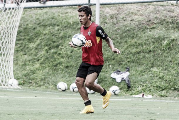 Para Marcos Rocha, jogadores da base sentiram a pressão diante do Flamengo