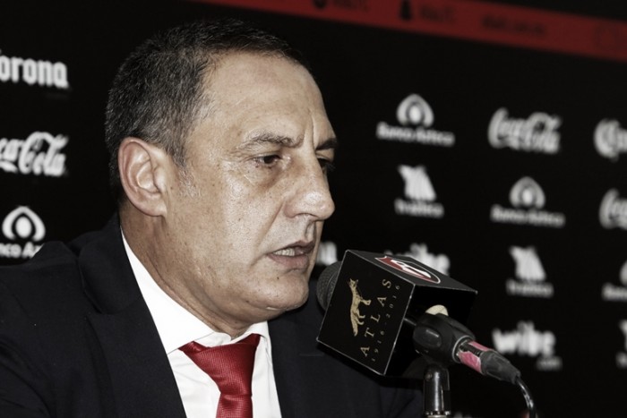 Pablo Marini: "Estamos muy molestos con el arbitraje"