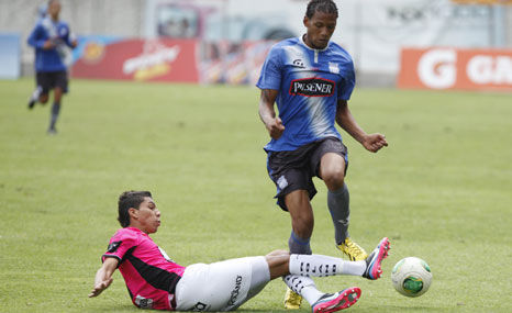 Emelec cae derrotado ante el Independiente José Terán en el Capwell (VIDEO) Emelec cae derrotado ante el Independiente José Terán en el Capwell (VIDEO)